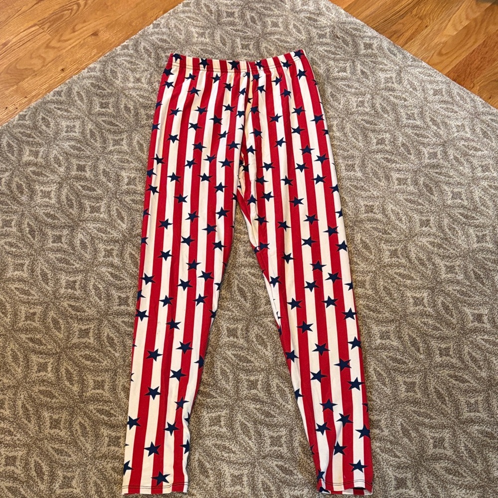 Red and White Striped Star Leggings